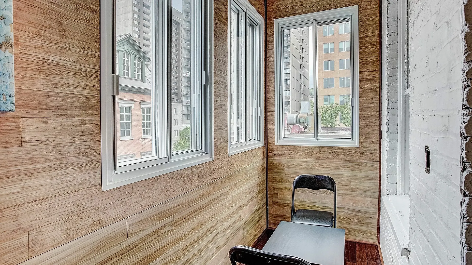 Destination Stays Montreal Downtown